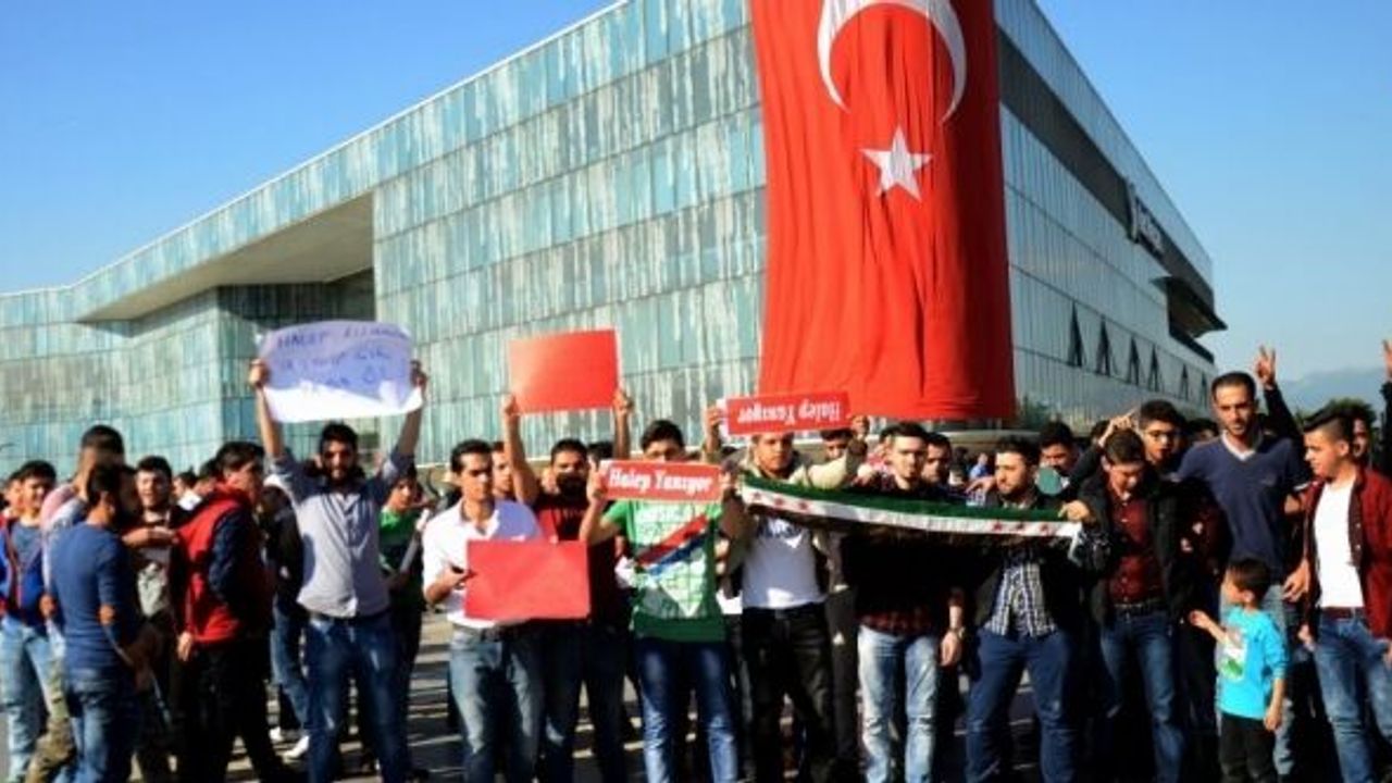 SURİYELİ SAYISI BURSA'DA ARTTI TÜRKİYE'DE AZALDI