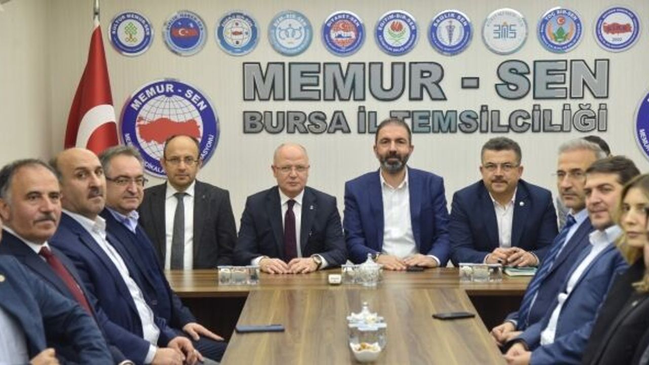 AK PARTİ BURSA TEŞKİLATI , MEMUR SEN BURSA'DA GÜNDEMİ KONUŞTU