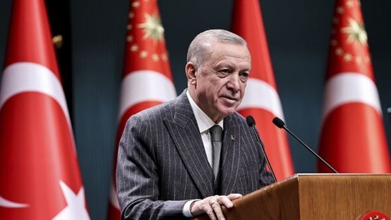 ERDOĞAN, 2023 KYK KREDİ, BURS ÜCRETLERİNİ AÇIKLADI
