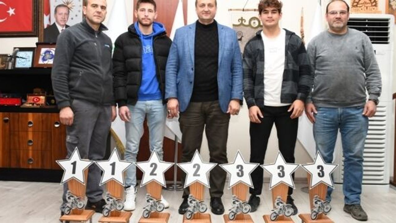 İZNİK MOTORSİKLET KLÜBÜ TÜM KUPALARI ALDI