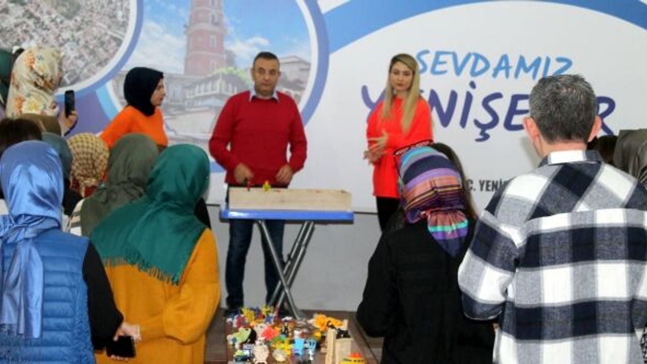 KUM OYUNU TERAPİSİYLE STRES VE TRAVMALARDAN KURTULUYORLAR