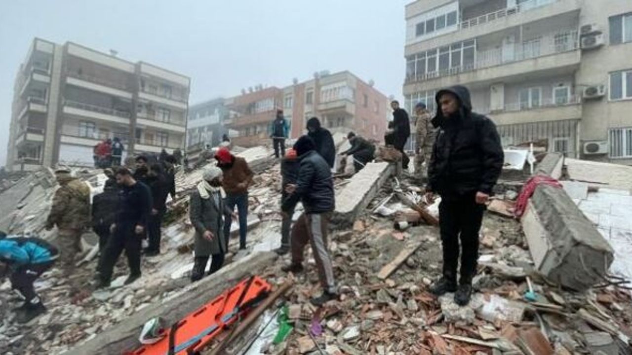 AFAD, "7 İLDE 284 ÖLÜ, 2 BİN 323 YARALI"