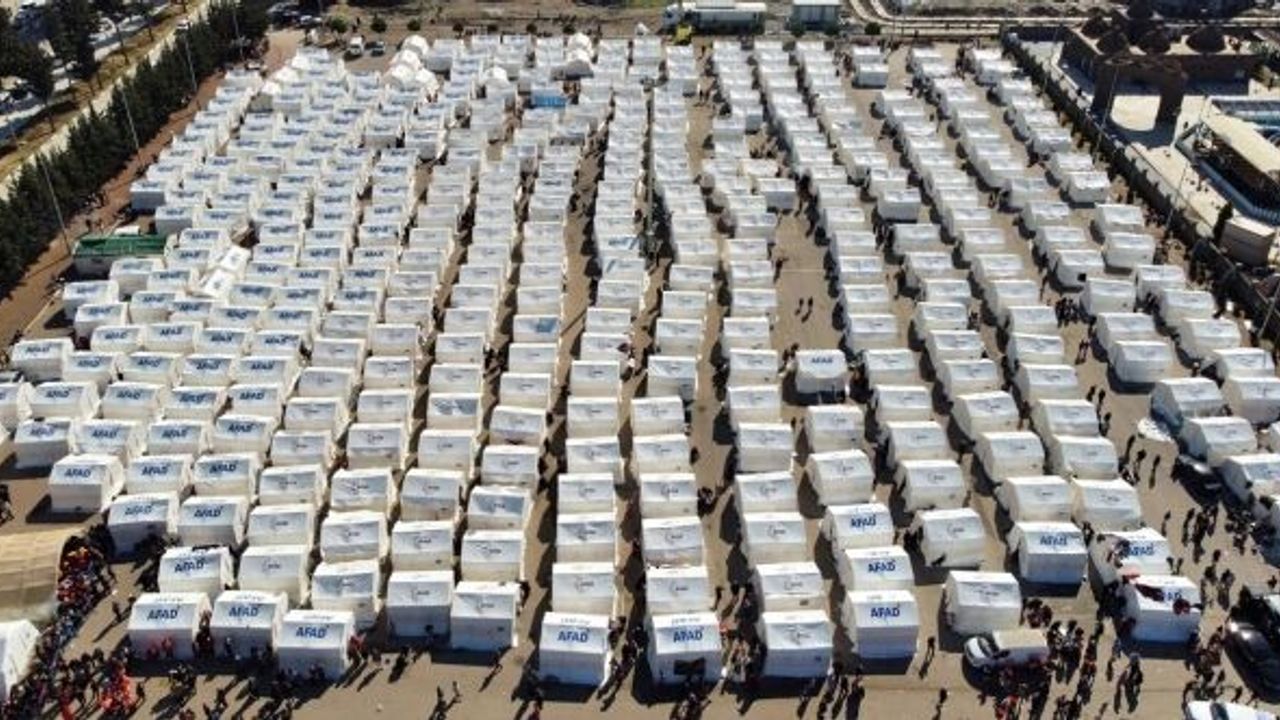 ÇADIRLAR YETERSİZ Mİ? AFAD İL İL SAYILARI PAYLAŞTI