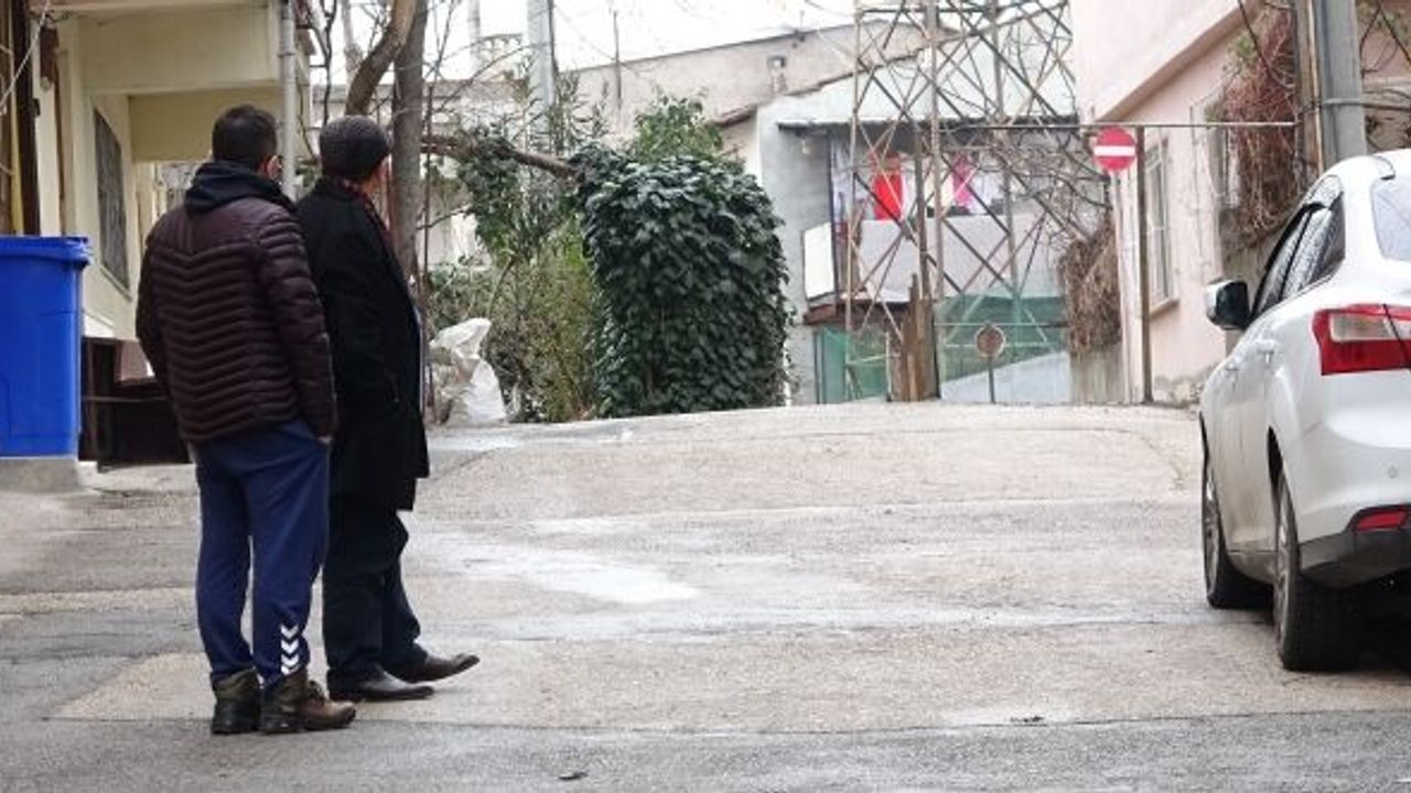 GİRİŞİ VAR ÇIKIŞI YOK... Vatandaş arazisini kapattı sürücüler mağdur oldu