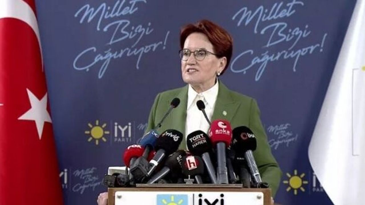 AKŞENER MASADAN KALKTI: ELEŞTİRİ YAĞMURUNA TUTTU!