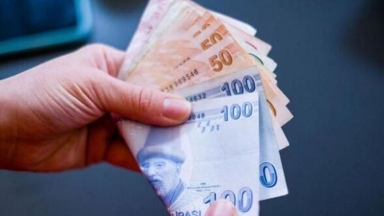ASGARİ ÜCRETLİ PUSUDA BEKLİYOR... 10 bin lira olacak mı ?