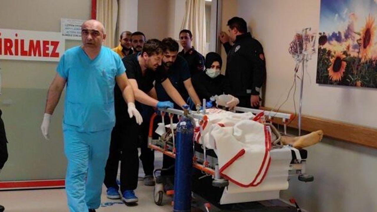 BURSA'DA FIRLAYAN TESTERE İŞÇİNİN BOYNUNU KESTİ