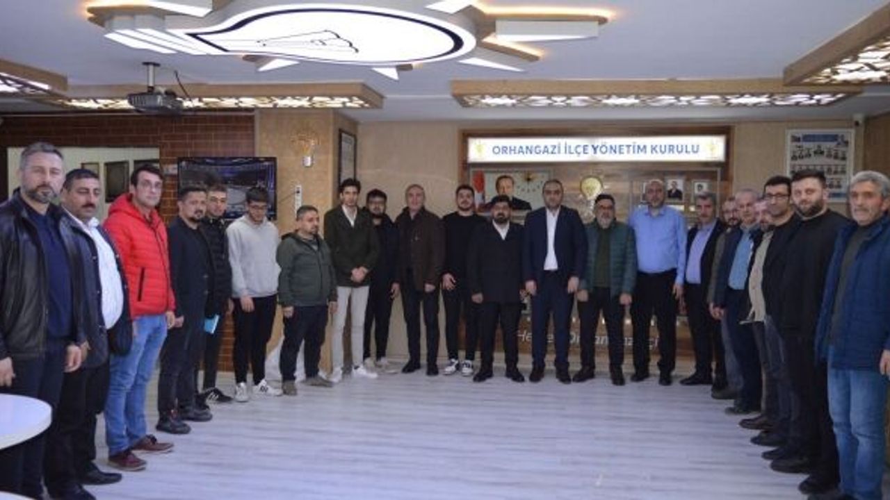 BURSA'DA O PARTİDEN 120 KİŞİ İSTİFA EDİP AK PARTİ'YE GEÇTİ