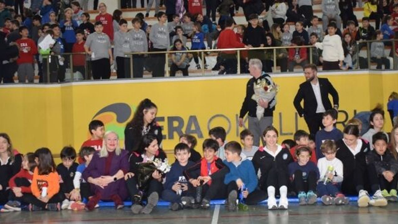 NİLÜFER'İN SULTANLARI GENÇLERLE BİR ARAYA GELDİ