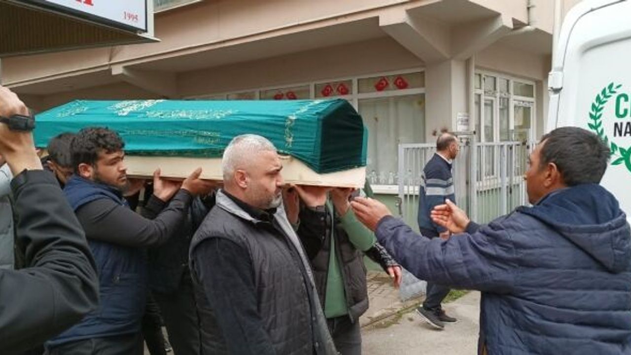 ODA ARKADAŞI TARAFINDAN KATLEDİLEN KİŞİ, GÖZYAŞLARI İÇİNDE TOPRAĞA VERİLDİ