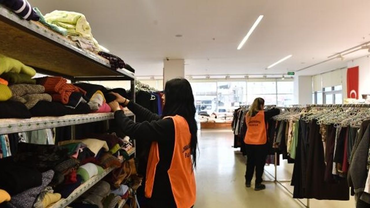 ÜCRETSİZ MAĞAZA RAMAZAN'DA DA HİZMET VERECEK