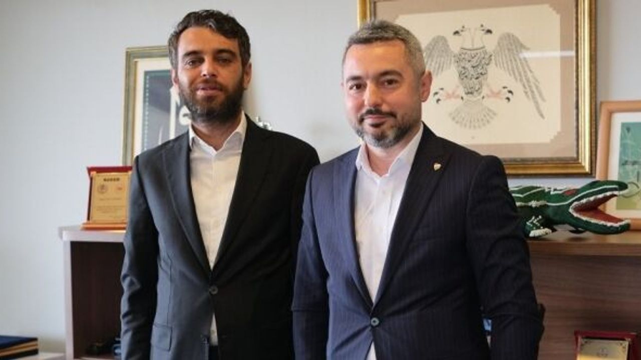 EMİN ADANUR 12 MİLYON LİRA BAĞIŞLADI