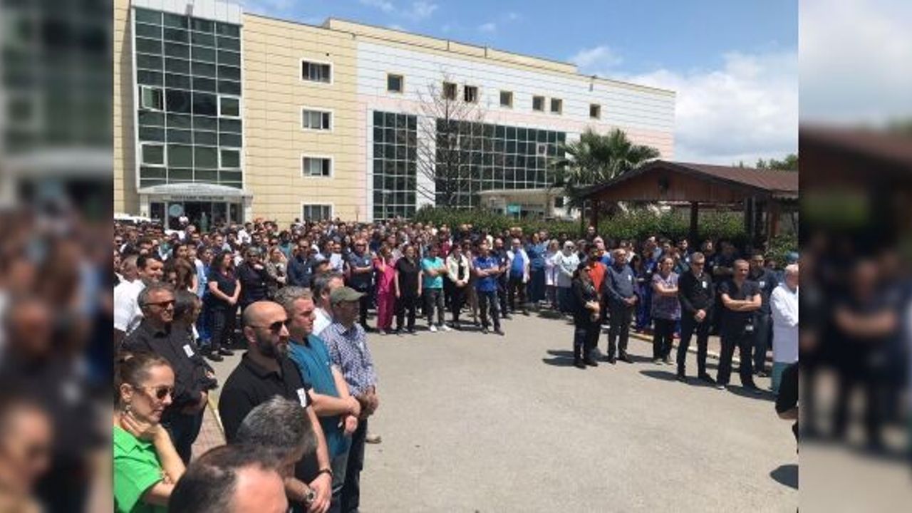 KALP KRİZİ GEÇİREN UZMAN DOKTARA, GÖREV YAPTIĞI HASTANEDE ANMA TÖRENİ