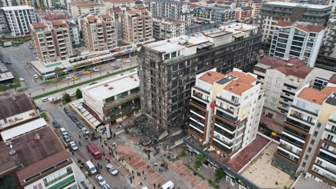BURSA'DA YANGININ BOYUTU GÜN AĞARINCA ORTAYA ÇIKTI