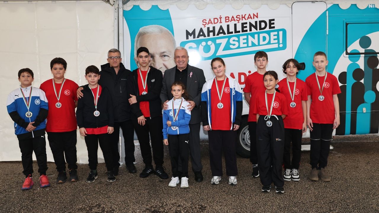 Başkan Şadi Özdemir, Balkan ve Kurtuluş sakinlerini dinledi
