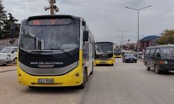 BURSA'DA ÖZEL HALK OTOBÜSLERİ ÇARPIŞTI: 3 YARALI