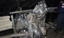 FRENİ PATLADI OTOMOBİLİ EZİP METRELERCE SAVURDU