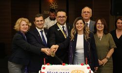 YEŞİL ROTARY’DE YENİ BAŞKAN MUSTAFA GÜRKAN MİDİLLİÇ OLDU