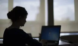 Yeni  teklif: 3 çocuğu olan kadın memur olsun