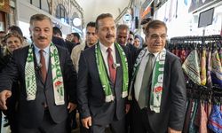 Yavuz Ağıralioğlu: "Bursaspor'u Süper Lig'e, Anahtar Parti'yi iktidara taşıyacağız"