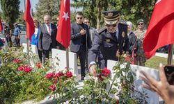 Bursa'da 15 Temmuz anma programları şehitlik ziyaretiyle başladı