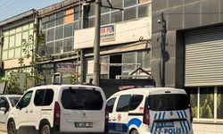 Bursa'da pencereyi beğenmeyen müşteri iş yerini kurşunladı