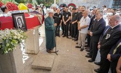 Eski CHP Milletvekili Lale Karabıyık son yolculuğuna uğurlandı