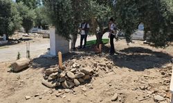 Ailesini yakarak katletmişti, gizlice defnedildi