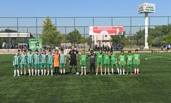 Geleceğin futbolcuları Osmangazi’de sahaya çıktı