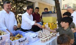 Başkan Aydın, vatandaş ve esnafla buluşmaya devam ediyor