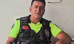 Bursa'da batan teknedeki 3 kişiyi kayıkla kurtaran kahraman trafik polisi o anları anlattı