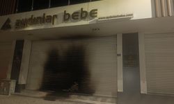 Bursa’da mağazayı ateşe veren şahıs video çekti