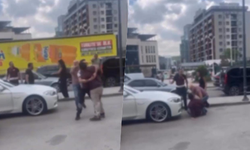 Trafik tartışması yola taştı...Birbirlerine girdiler