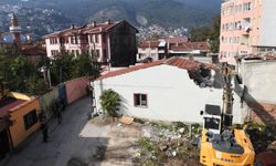 Osmangazi'de tarihi koruyan yıkım