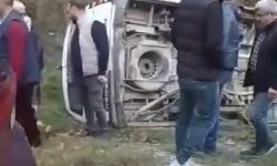 Bursa'da yolcu minibüsü devrildi 8 kişi hafif yaralandı