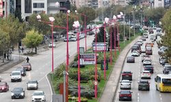 Sokak lambaları pembe oldu