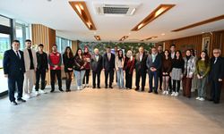 Başkan Yılmaz gençlerle buluştu