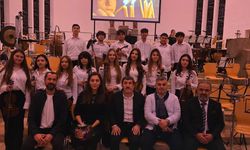 Bursalı öğrenciler, Almanya'da ayakta alkışlandı