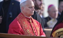 Papa'dan İznik'e tarihi ziyaret ve tarihi ayin...