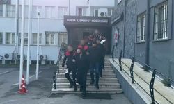 Bursa’da ‘servis açmadınız’ diye silahlı saldırı düzenleyip 6 kişiyi yaralayan şüphelilere operasyon : 10 şüpheli gözaltına alındı