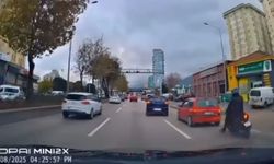 Bursa'da motorcunun ölümden döndüğü anlar kamerada