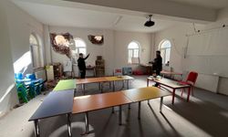 Dikkatiyle faciayı önledi: 31 öğrencinin hayatını kurtaran yaşlı kadın