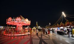 Yeni Yıl Festivali akşam saatlerine renk kattı