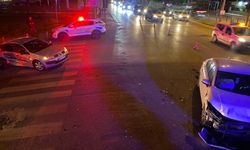 Bursa'da kavşakta feci kaza: 1 ağır yaralı