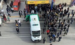 Kan donduran dehşet! Anne ve oğlunu sonra büfeciyi katletti...