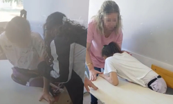 Bursa'da otizmli öğrencileri iple sıraya bağlamışlar