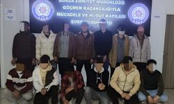 Bursa'da 13 düzensiz göçmen ve 4 organizatör yakalandı