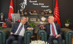 Mustafa Bozbey'den, Özgür Özel'e ziyaret