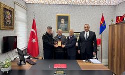 Bursa'da bir çiftçi 70 milyonluk mal varlığını jandarmaya bağışladı