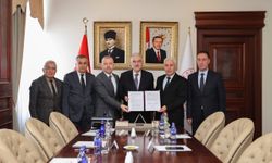 Bursa’ya 32 derslikli yeni okul için imzalar atıldı